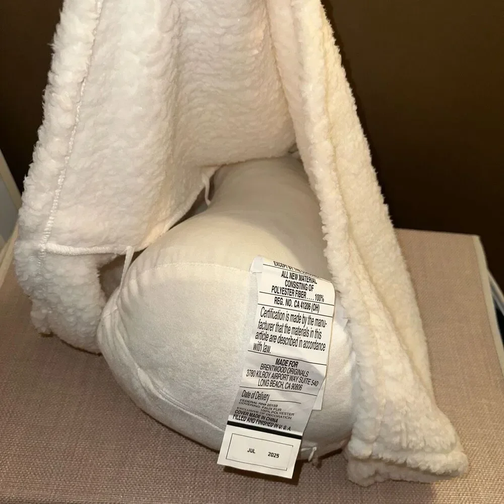 Costco Viral Brentwood Sherpa Ghost Plush Halloween Decor Pillow White NEW